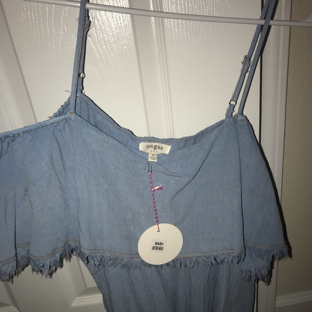 Off the shoulder tank!
